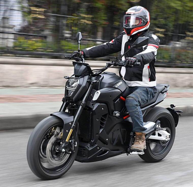 Alrendo TS Bravo rodando