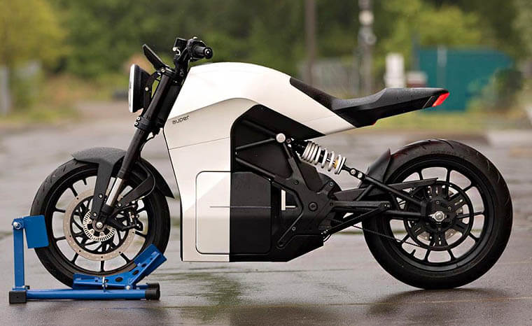 Auper Incity, vista lateral izquierda